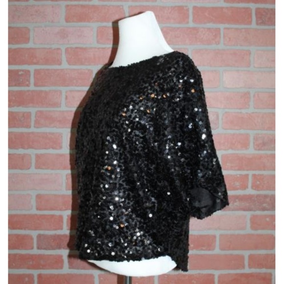 Chelsea & Violet Black Short Sleeve Sequin Top - Picture 2 of 4